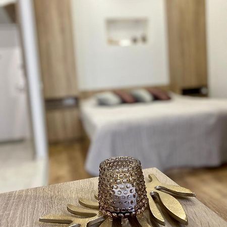 Homelike Apartment Lwów Zewnętrze zdjęcie