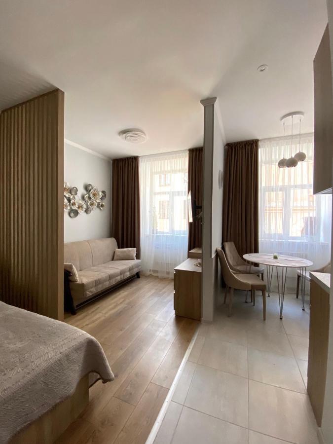 Homelike Apartment Lwów Zewnętrze zdjęcie