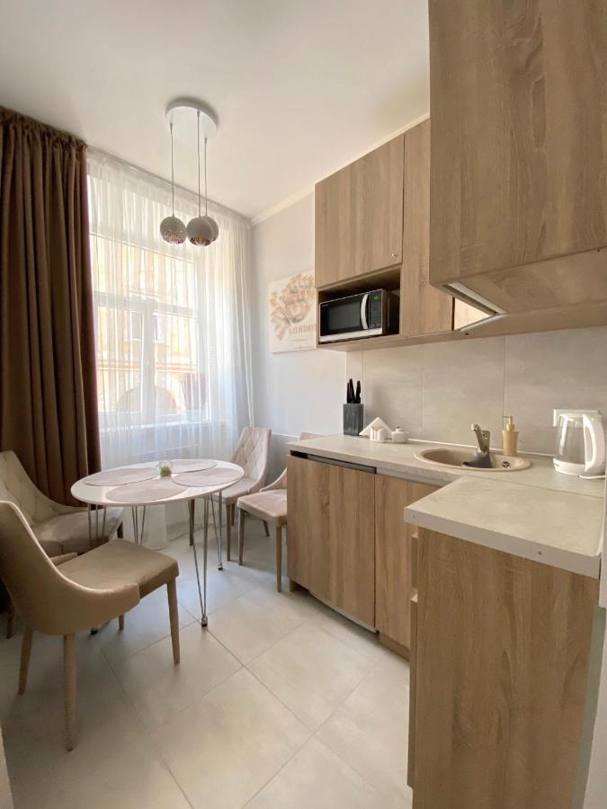 Homelike Apartment Lwów Zewnętrze zdjęcie
