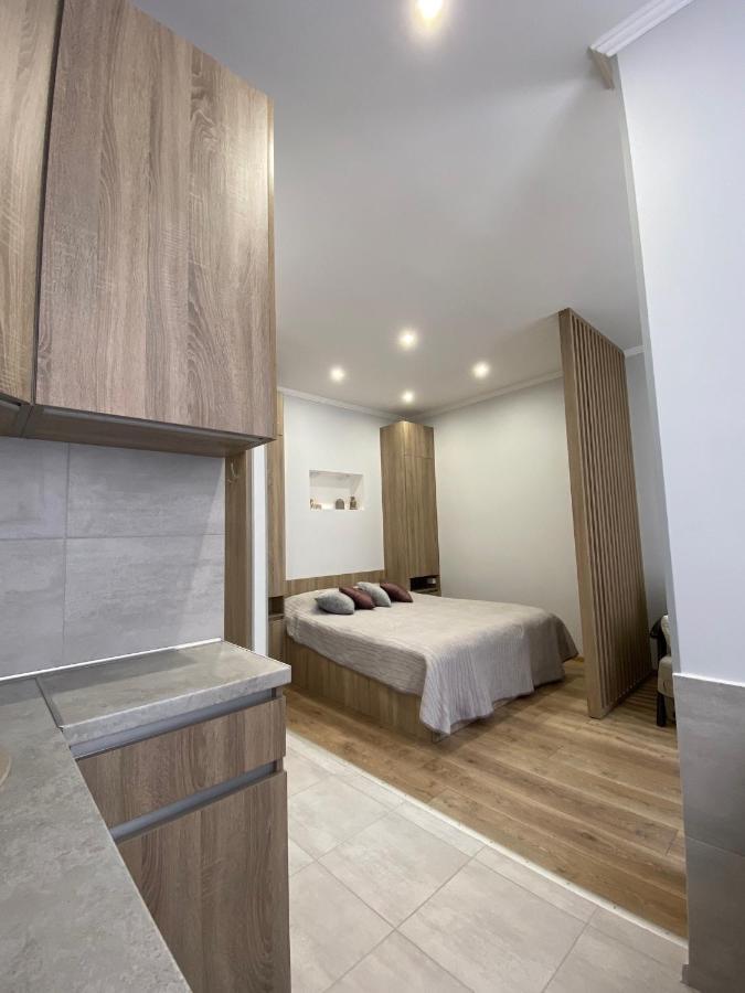 Homelike Apartment Lwów Zewnętrze zdjęcie