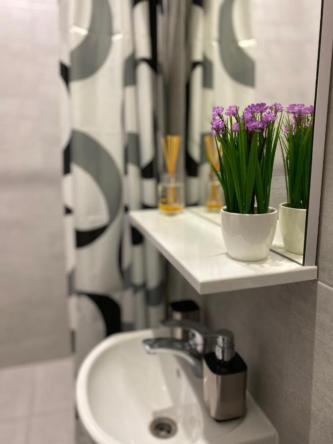 Homelike Apartment Lwów Zewnętrze zdjęcie