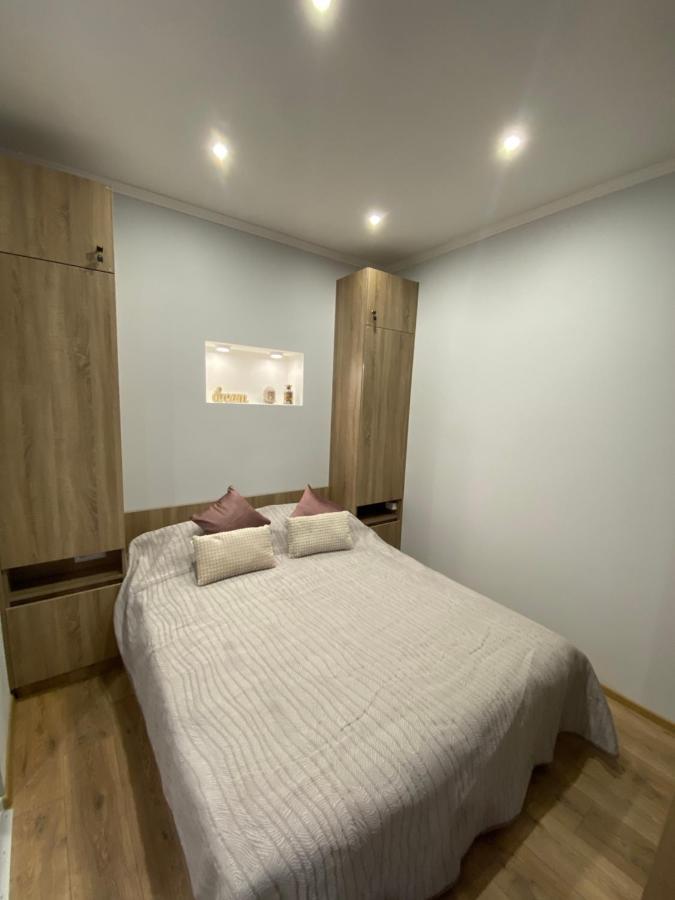 Homelike Apartment Lwów Zewnętrze zdjęcie